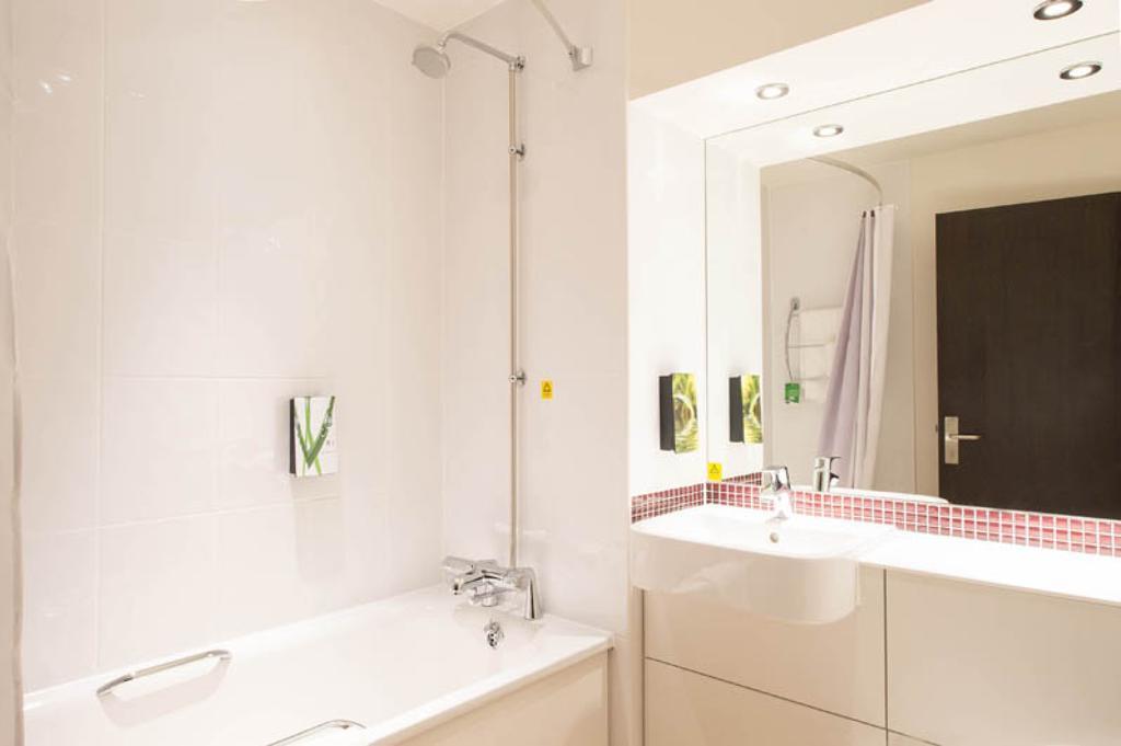 Premier Inn London King'S Cross Ngoại thất bức ảnh